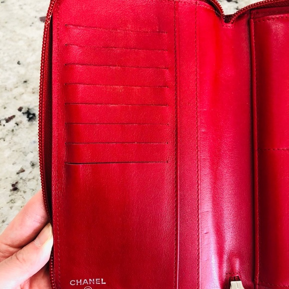 Chanel Timeless XL zipped long wallet in red caviar - Picture 8 of 15